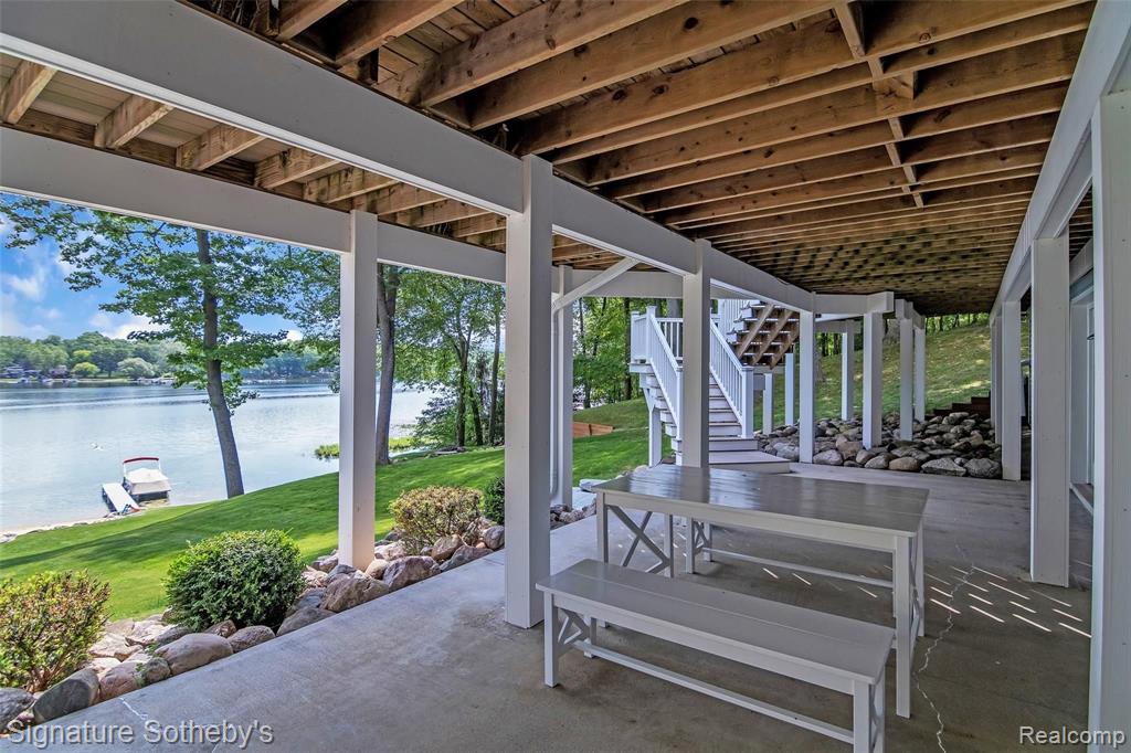 8810 Tipsico Lake Road Holly, MI 48442 - Photo 56 of 66