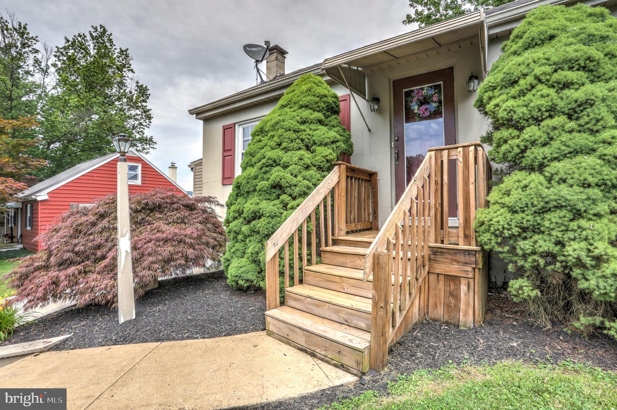1025 Sun Valley Road Stevens, PA 17578 - Photo 4 of 34 Front Porch