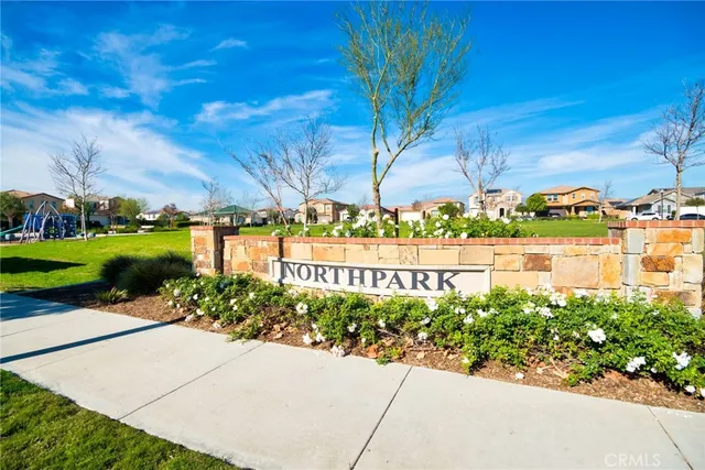 a street sign on a side of building