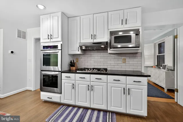 $5,500 | 9302 West Parkhill Drive, Bethesda, MD 20814