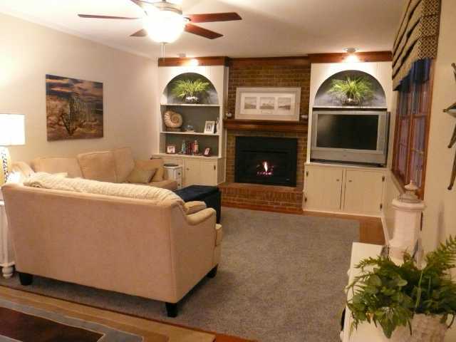 210 Devon Road Delaware, OH 43015 - Photo 3 of 18 Gallery Image 3