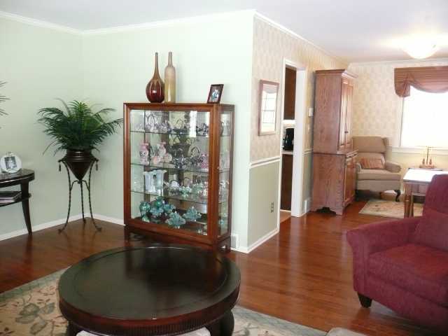 210 Devon Road Delaware, OH 43015 - Photo 8 of 18 Gallery Image 8