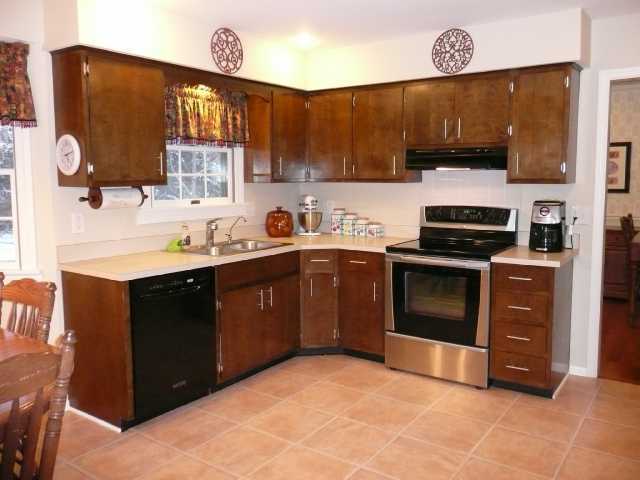 210 Devon Road Delaware, OH 43015 - Photo 9 of 18 Gallery Image 9