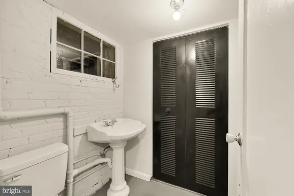 $375,000 | 1334 Ridge Place Southeast, Washington, DC 20020