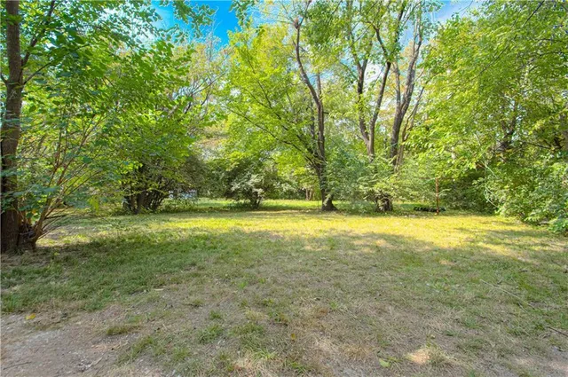 $179,900 | 11014 Cambridge Avenue, Kansas City, MO 64134