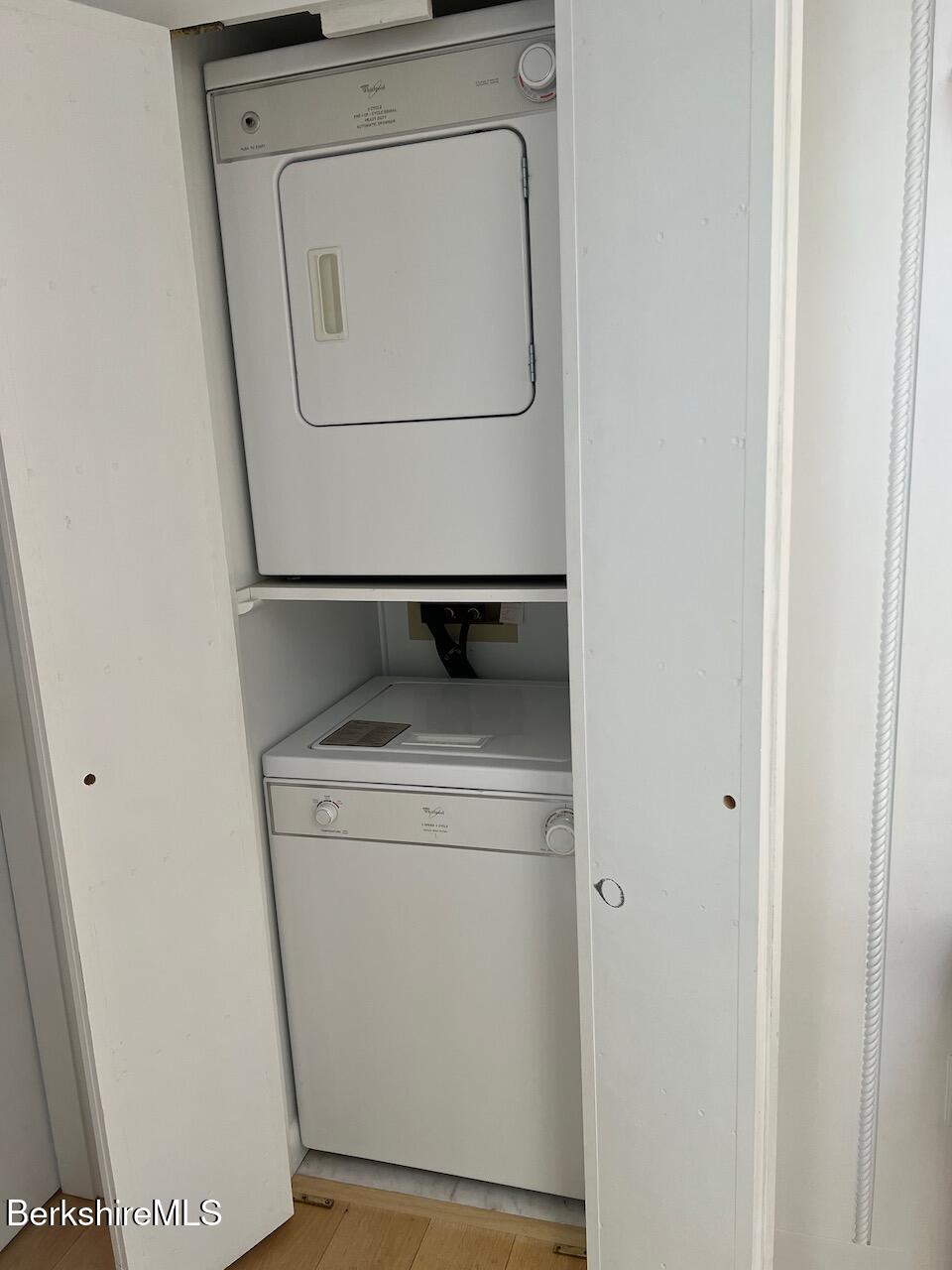 10 Mahkeenac Shores Road Stockbridge, MA 01262 - Photo 28 of 50 2nd Floor Stackable