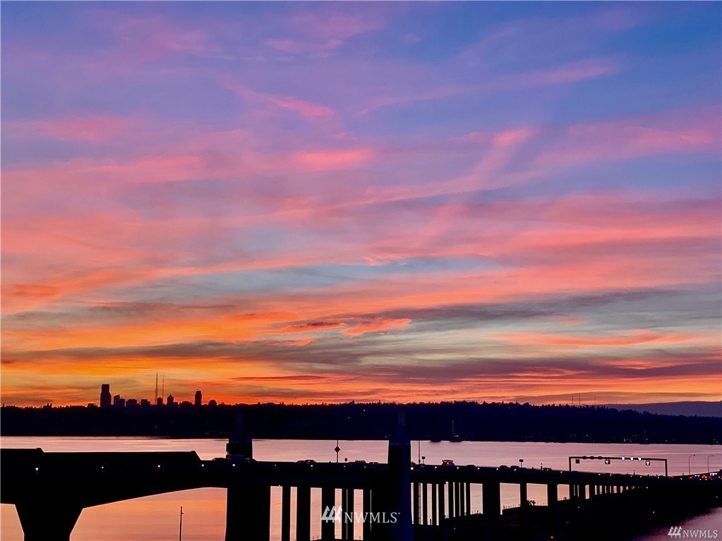 3223 Evergreen Point Road Medina, WA 98039 - Photo 36 of 36 a view of city and ocean