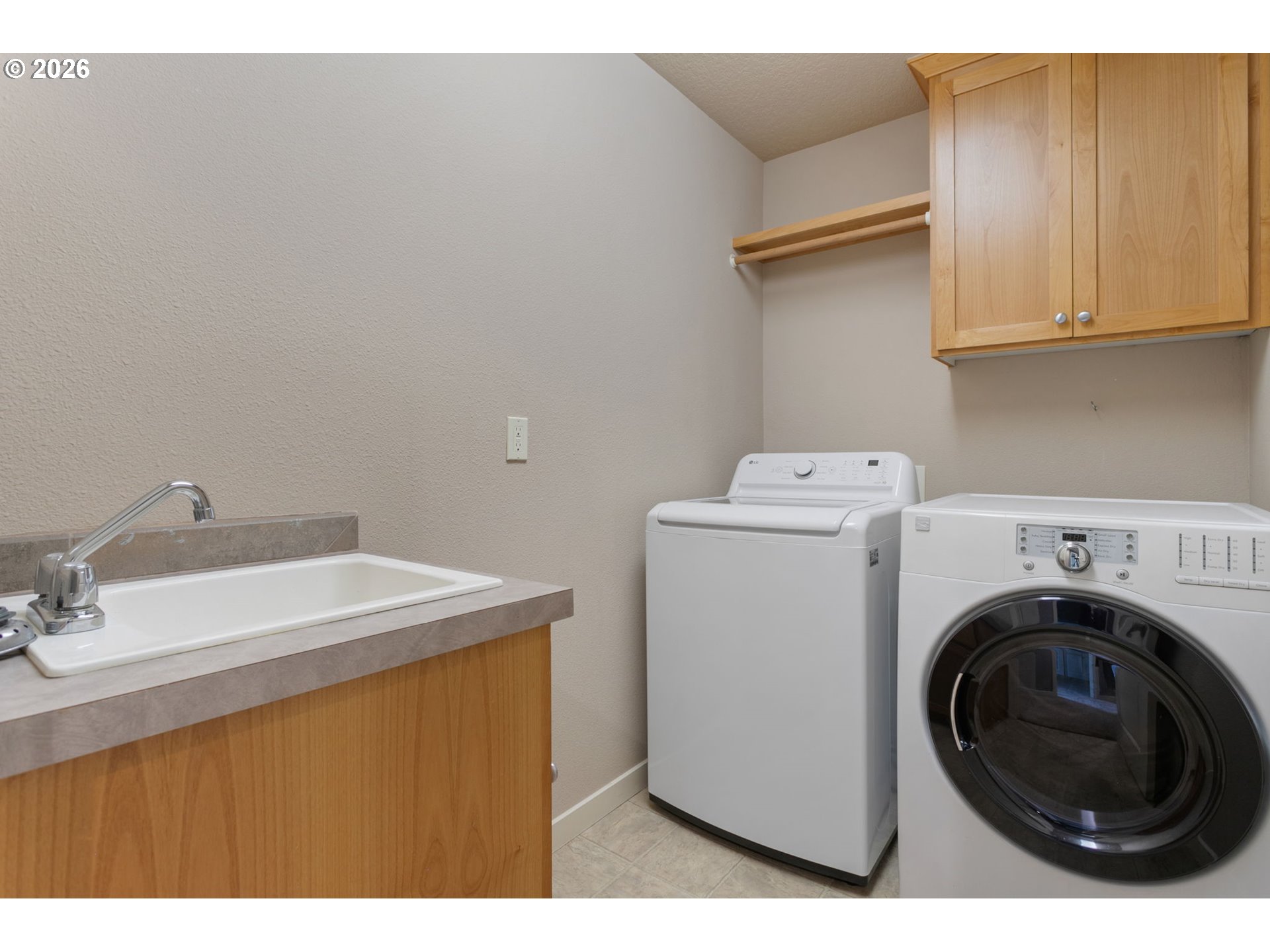 8988 Southwest Taylors Ferry Road Portland, OR 97223 - Photo 21 of 48 Laundry
