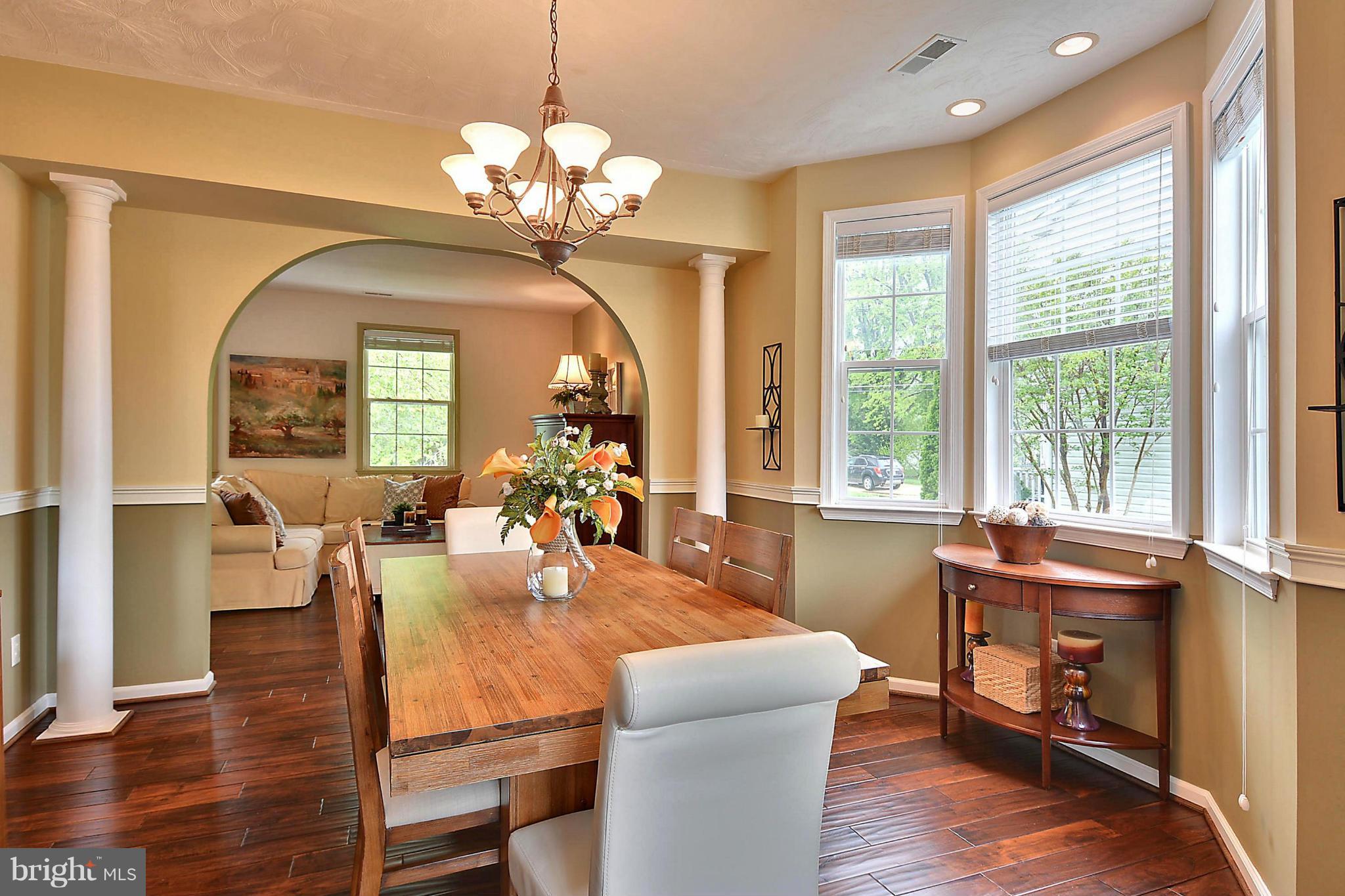 1541 Wakefield Road Edgewater, MD 21037 - Photo 8 of 30 Light, Bright and Beautiful