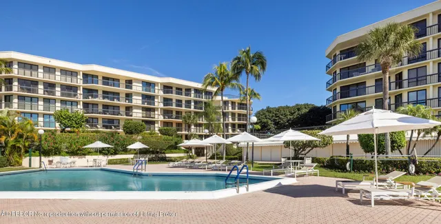 a view of a garden with a fountain