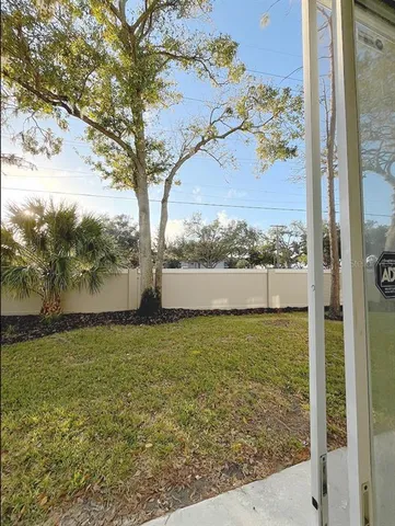 $1,950 | 12706 Country Brook Lane, Tampa, FL 33625