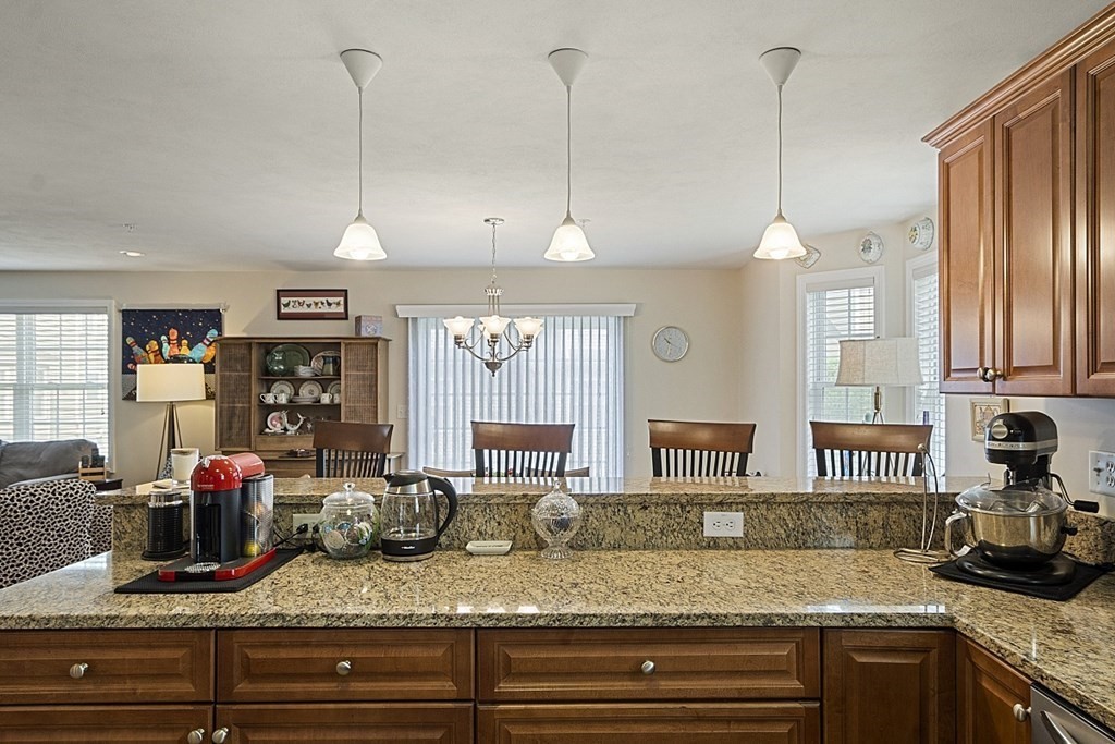 615 Nashua Road, Unit 8 Dracut, MA 01826 - Photo 8 of 39