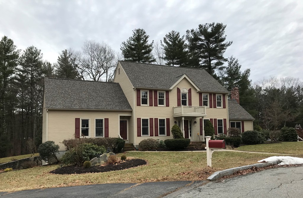 27 Cherokee Lane Walpole, MA 02081 - Photo 1 of 30 Gallery Image 1