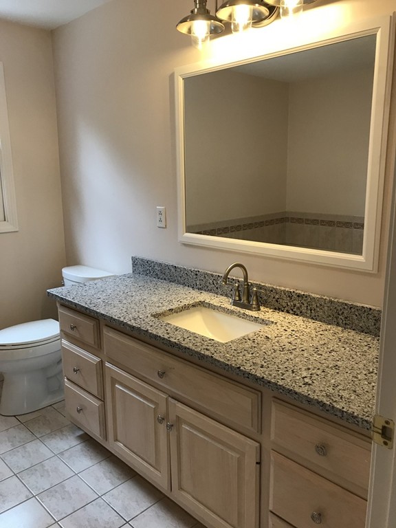 27 Cherokee Lane Walpole, MA 02081 - Photo 19 of 30 Gallery Image 19