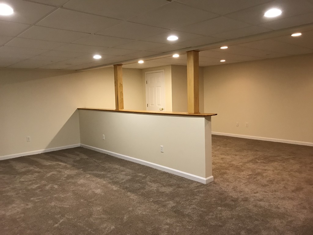 27 Cherokee Lane Walpole, MA 02081 - Photo 26 of 30 Gallery Image 26