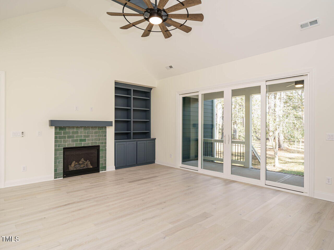 30 Tamaran Ct Spring Spring Hope, NC 27882 - Photo 7 of 59 007-1280x960-living-room