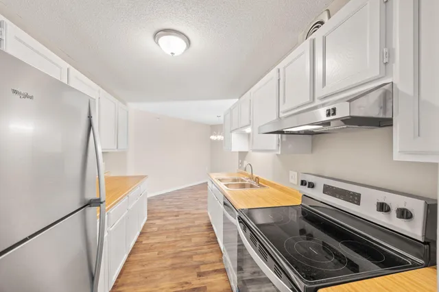 $119,000 | 6615 Lake Shore Drive South, Unit 311, Richfield, MN 55423