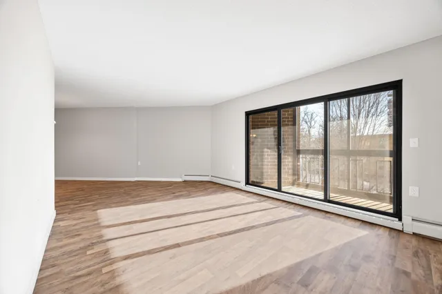 $119,000 | 6615 Lake Shore Drive South, Unit 311, Richfield, MN 55423