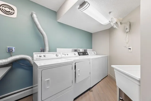 $119,000 | 6615 Lake Shore Drive South, Unit 311, Richfield, MN 55423