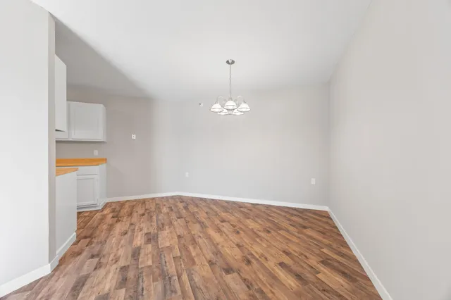 $119,000 | 6615 Lake Shore Drive South, Unit 311, Richfield, MN 55423