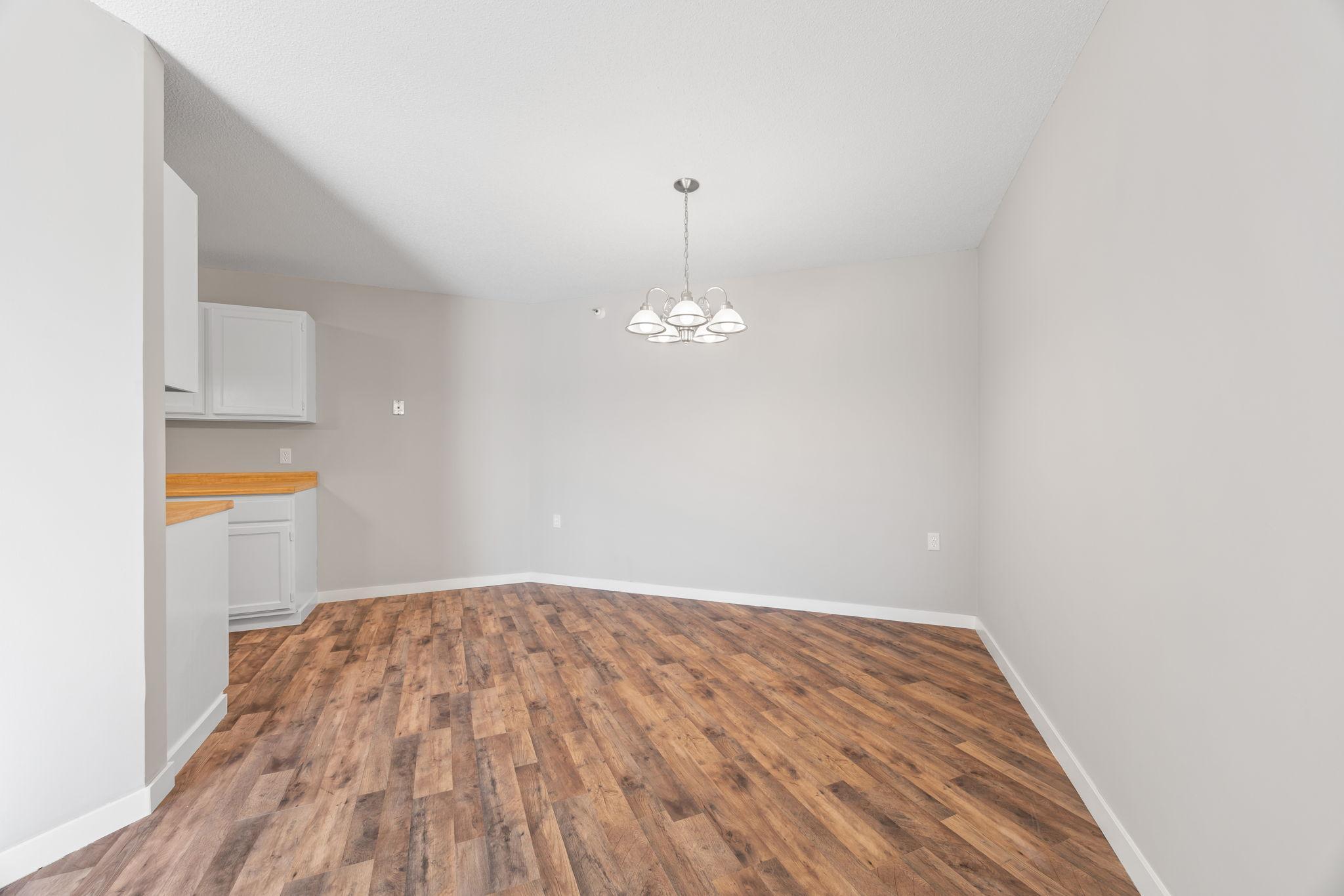 6615 Lake Shore Drive South, Unit 311 Richfield, MN 55423 - Photo 4 of 26