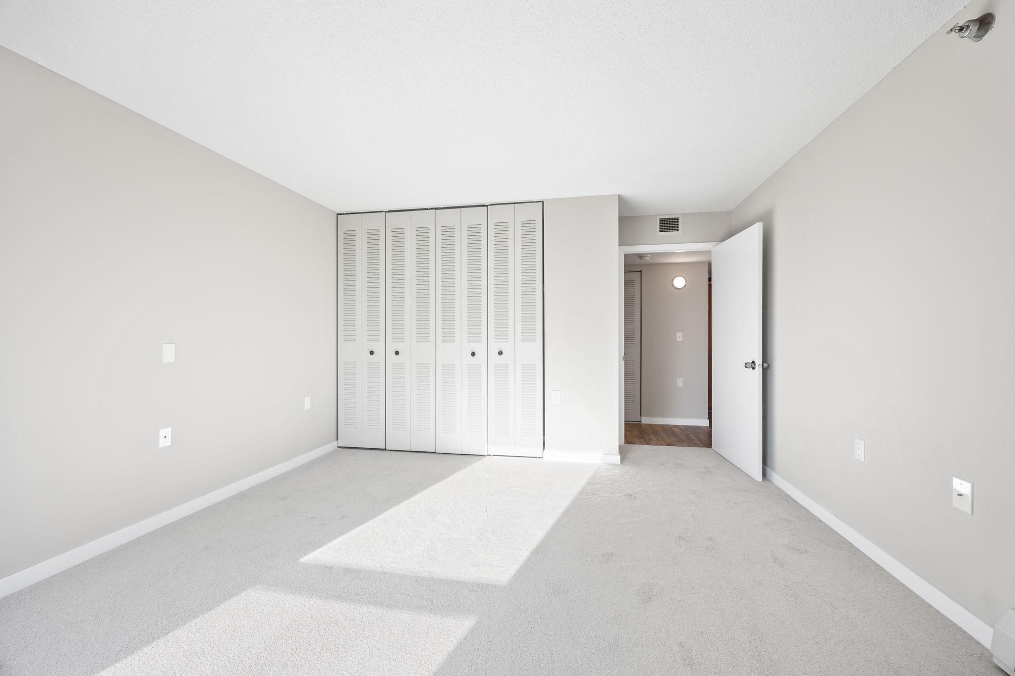 6615 Lake Shore Drive South, Unit 311 Richfield, MN 55423 - Photo 7 of 26