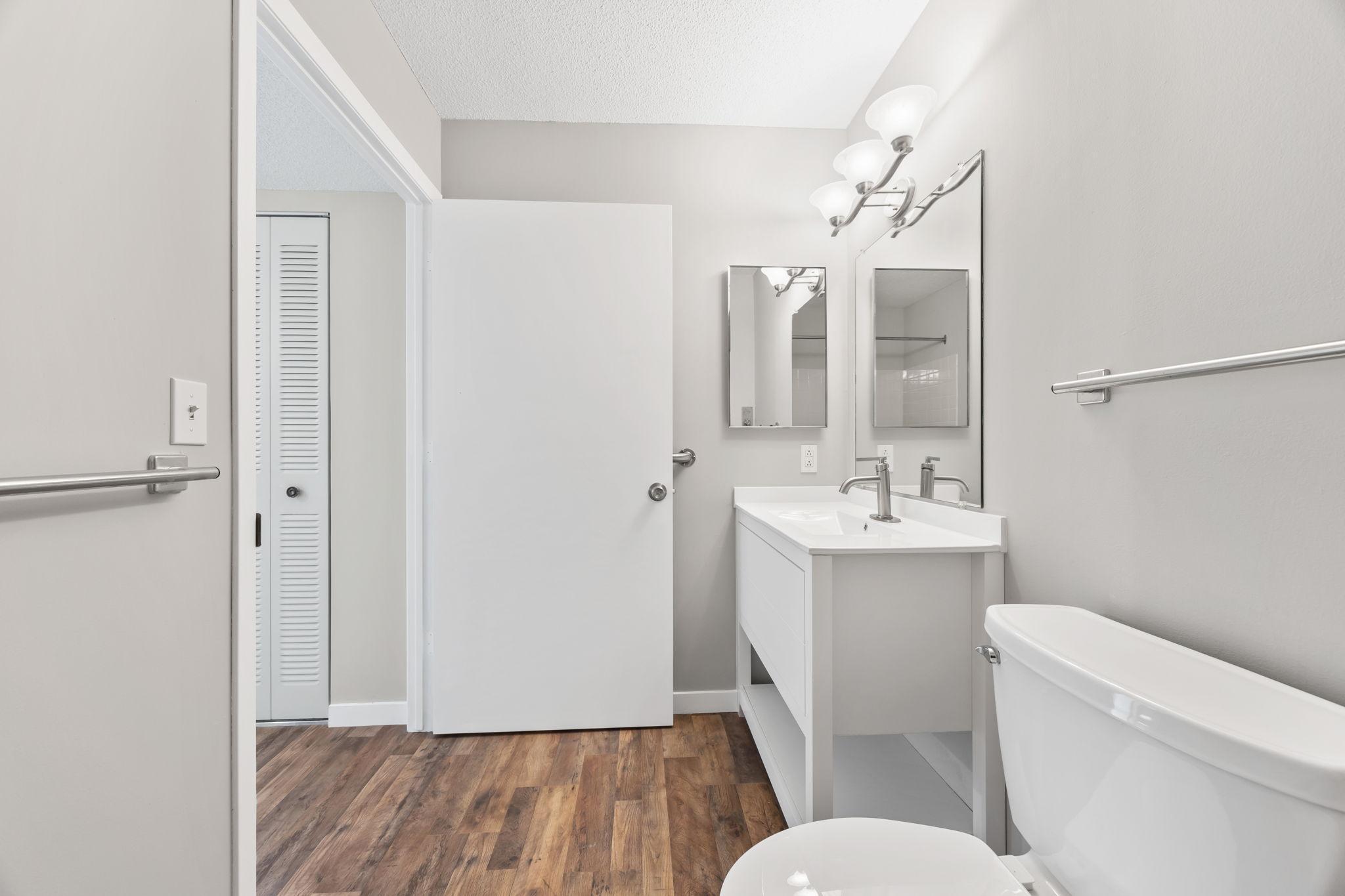 6615 Lake Shore Drive South, Unit 311 Richfield, MN 55423 - Photo 10 of 26