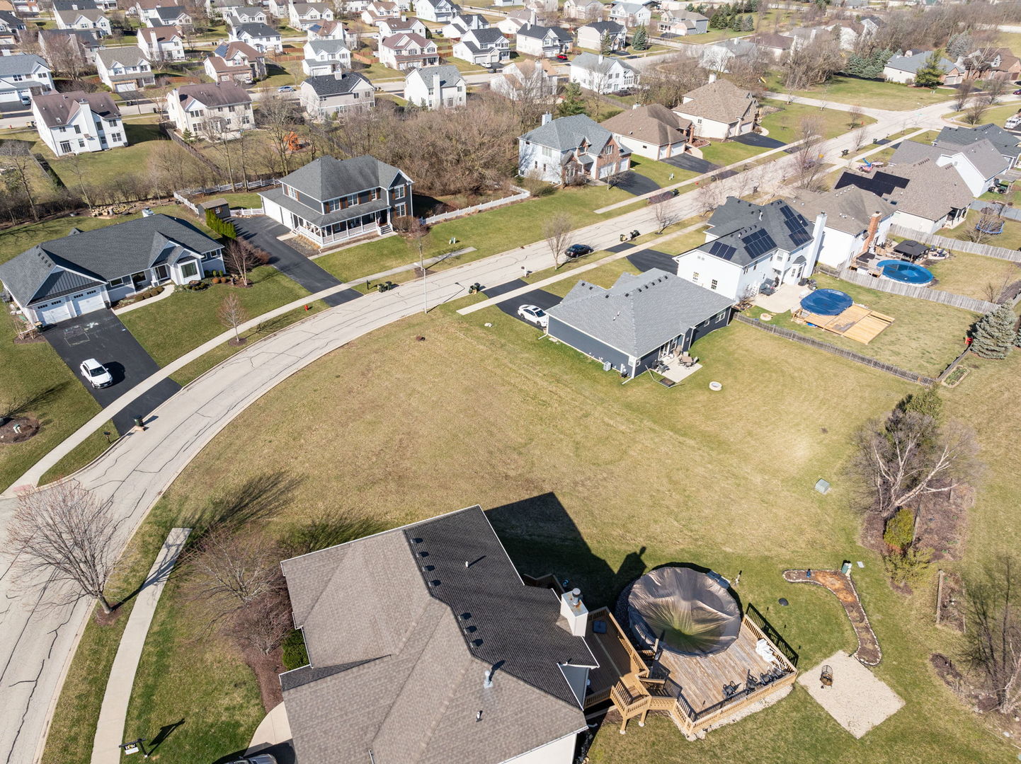 762 Greenfield Turn Yorkville, IL 60560 - Photo 5 of 9 an aerial view of a house with a swimming pool and outdoor seating