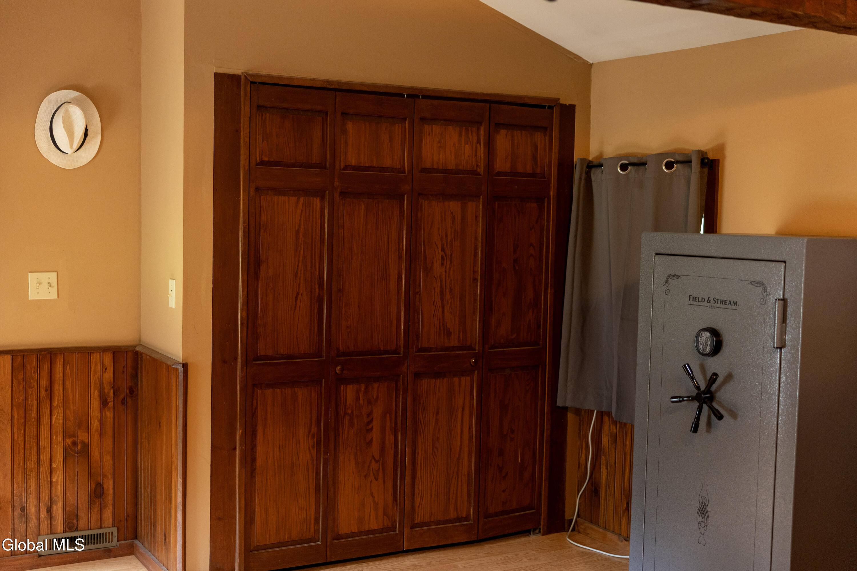 422 Hope Falls Road Hope, NY 12134 - Photo 18 of 40 68-4S8A4031