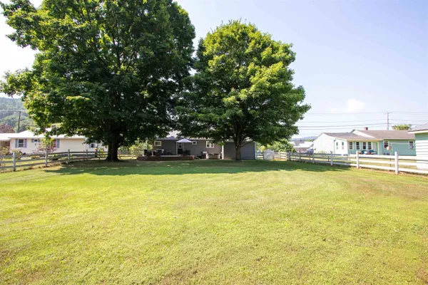 $285,000 | 411 Concord Avenue, St. Johnsbury, VT 05819