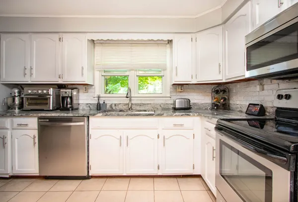 $285,000 | 411 Concord Avenue, St. Johnsbury, VT 05819