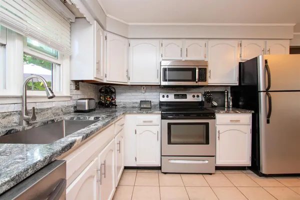 $285,000 | 411 Concord Avenue, St. Johnsbury, VT 05819