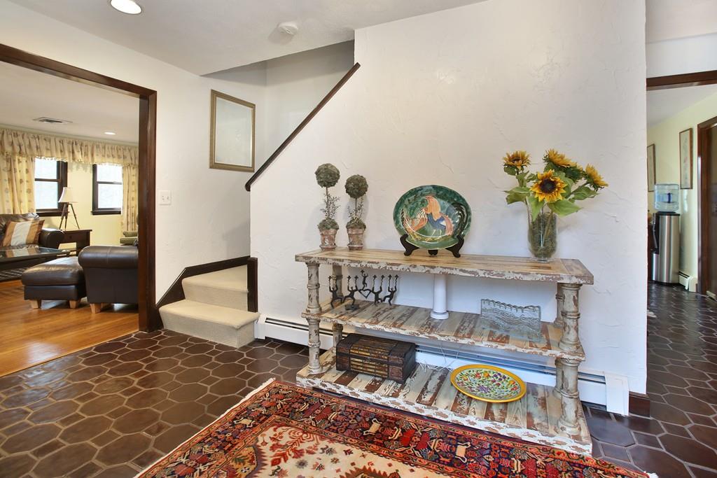 11 Smokey Hill Road Wayland, MA 01778 - Photo 3 of 20 Gallery Image 3