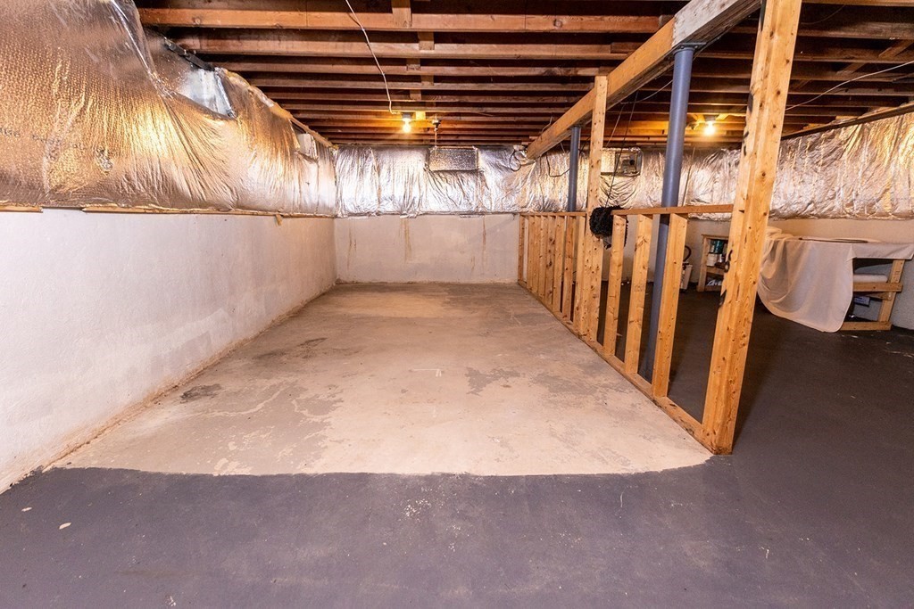 376 Hermitage Drive Springfield, MA 01129 - Photo 29 of 34 a view of a room with wooden walls