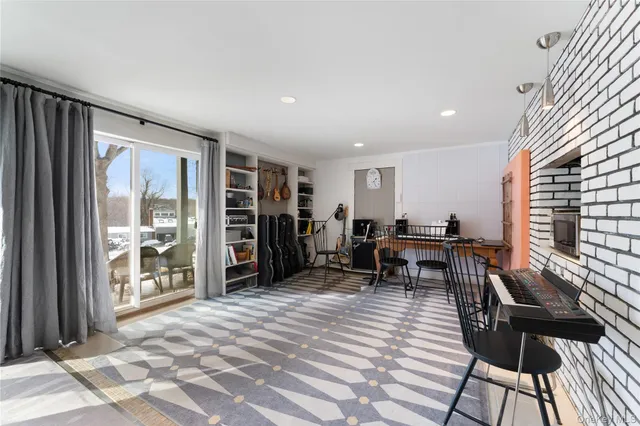 $1,250,000 | 473 Winding Road North, Ardsley, NY 10502