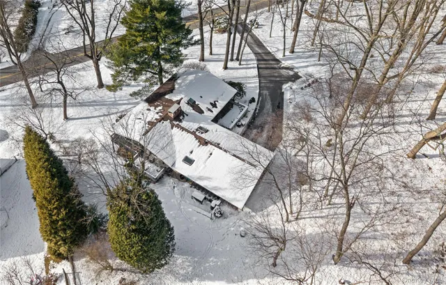 $1,250,000 | 473 Winding Road North, Ardsley, NY 10502