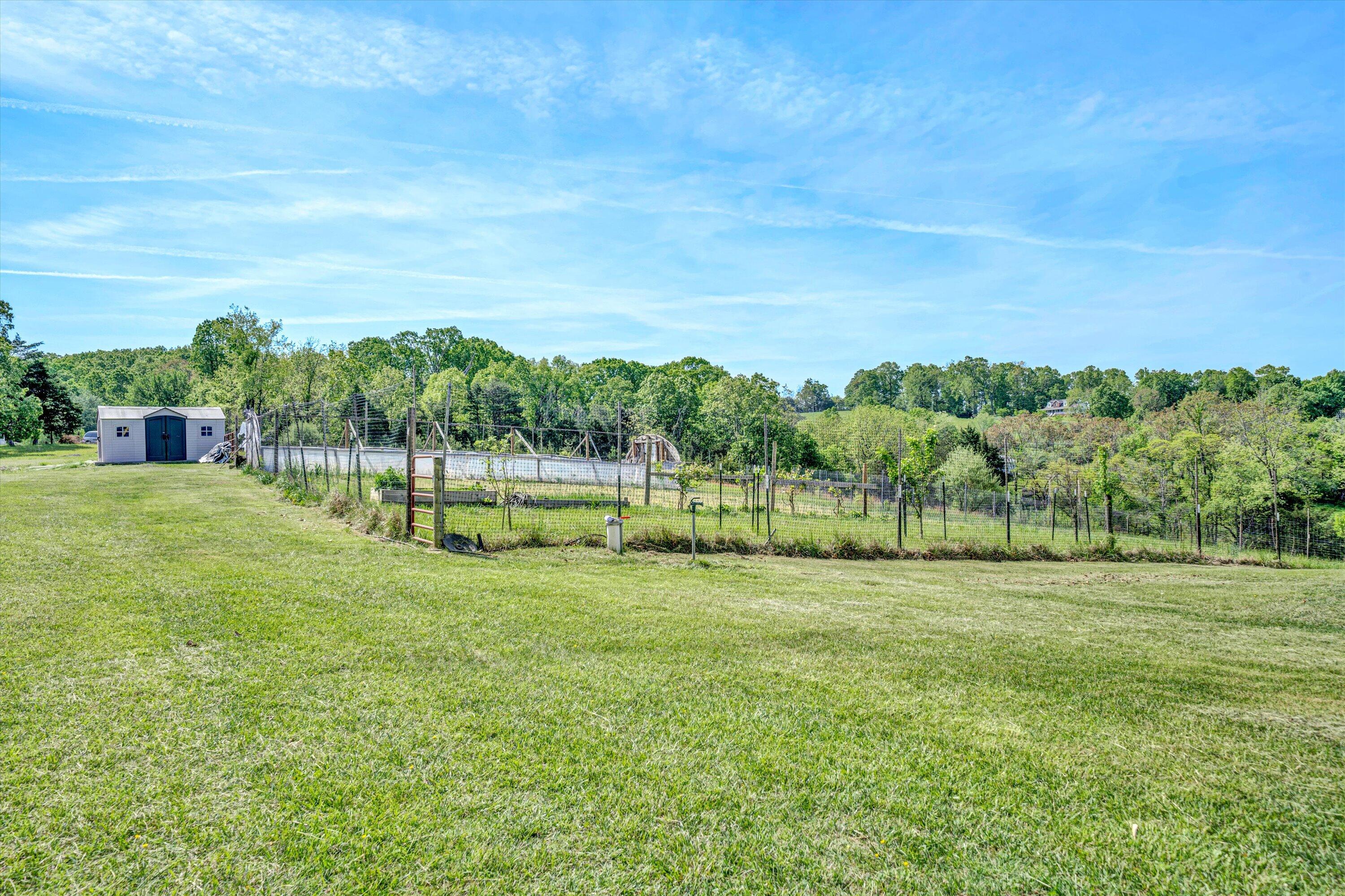 1410 Flowing Spring Road Buchanan, VA 24066 - Photo 48 of 63 47-DSC00206