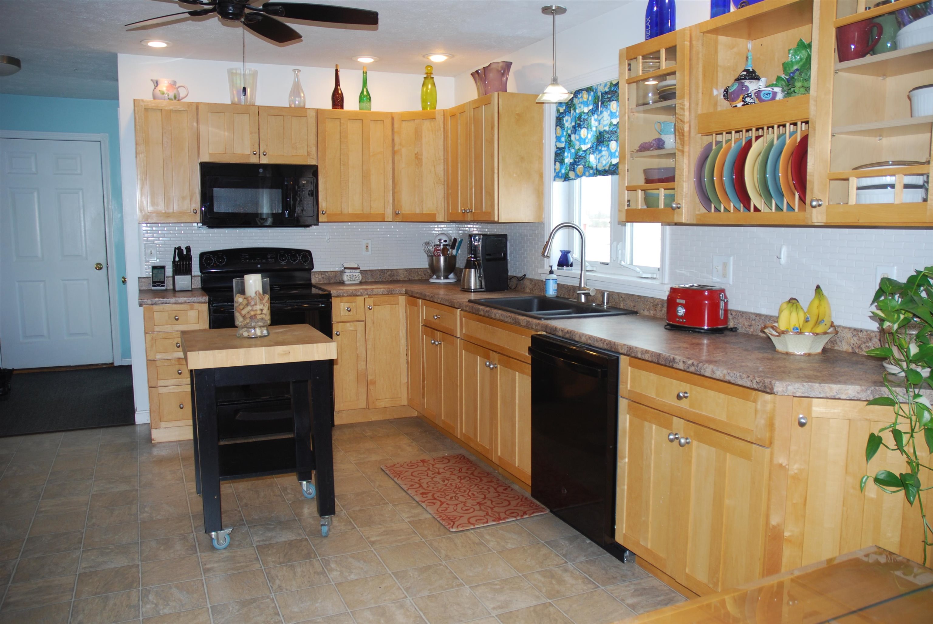 325 Maquam Shore Road Swanton, VT 05488 - Photo 5 of 26