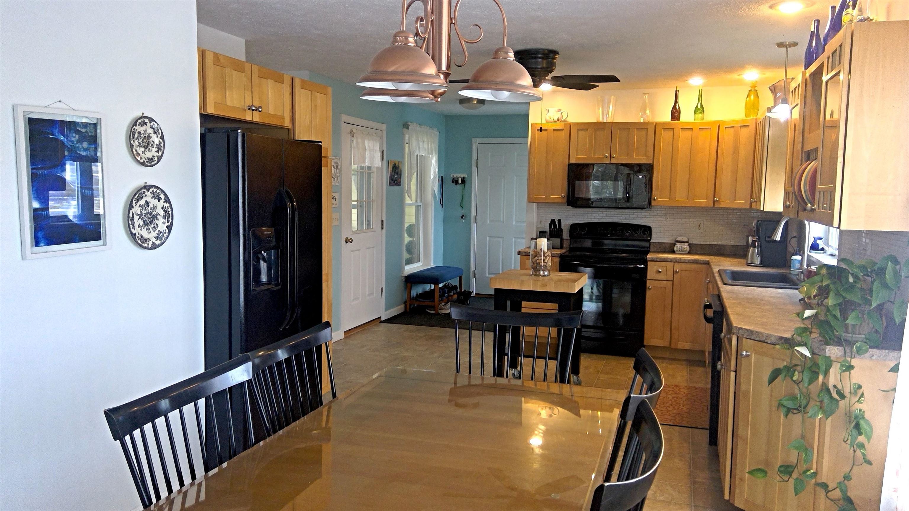 325 Maquam Shore Road Swanton, VT 05488 - Photo 6 of 26