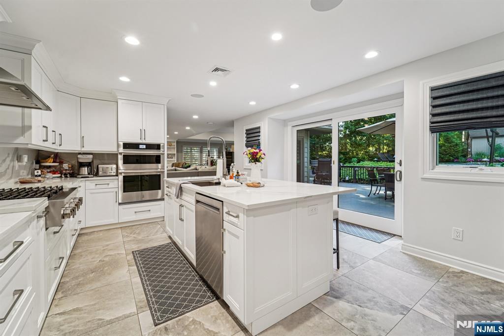 7 Colona Road Wayne, NJ 07470 - Photo 15 of 48