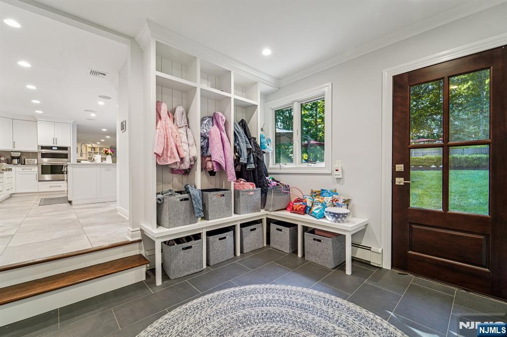 7 Colona Road Wayne, NJ 07470 - Photo 17 of 48