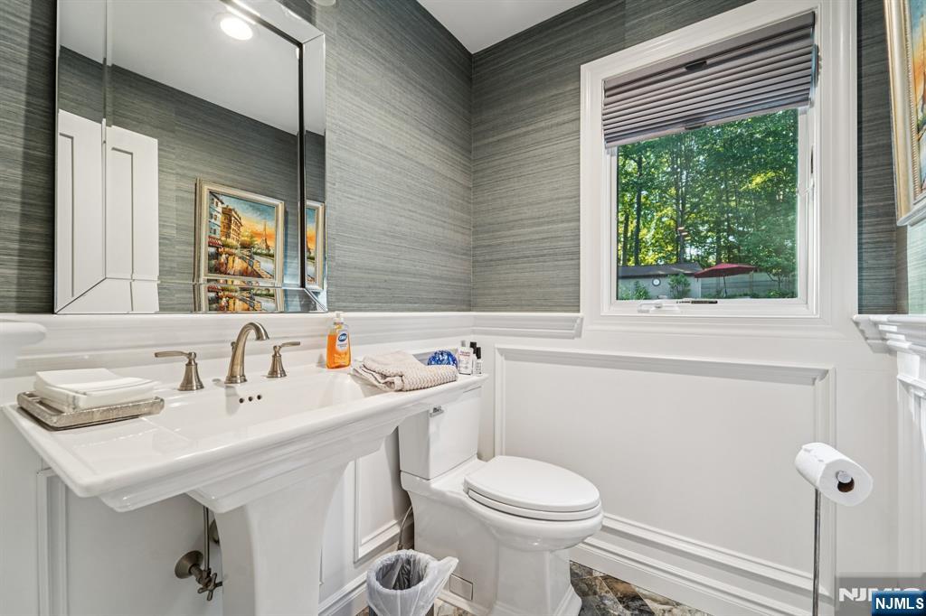 7 Colona Road Wayne, NJ 07470 - Photo 19 of 48