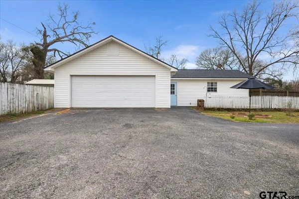 $332,000 | 308 South Montgomery Street, Gilmer, TX 75644