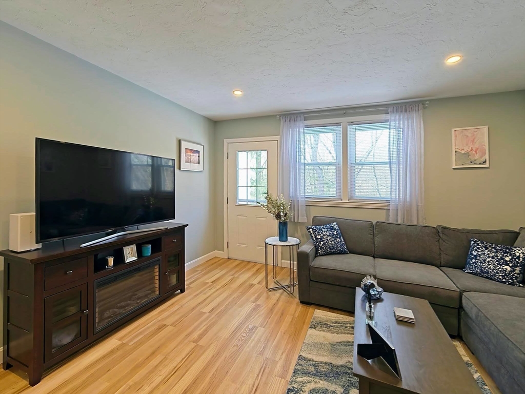 22 Summerville Road, Unit 22 Foxboro, MA 02035 - Photo 17 of 35 Gallery Image 17