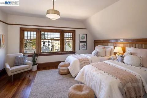 $789,000 | 2420 9th Avenue, Oakland, CA 94606