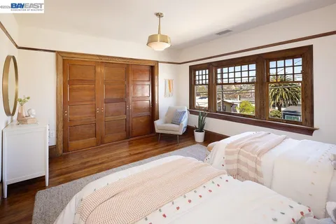 $789,000 | 2420 9th Avenue, Oakland, CA 94606