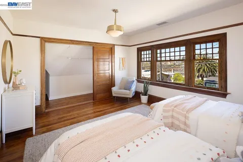 $789,000 | 2420 9th Avenue, Oakland, CA 94606