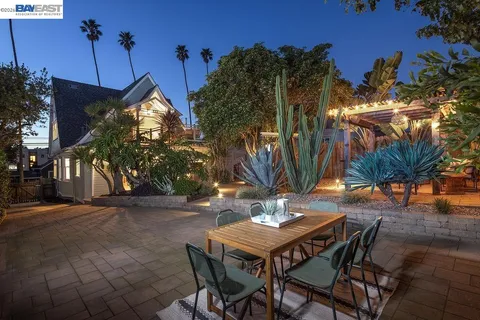 $789,000 | 2420 9th Avenue, Oakland, CA 94606