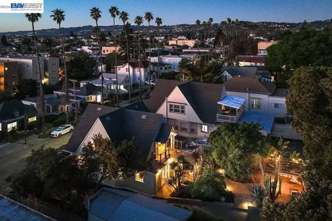 $789,000 | 2420 9th Avenue, Oakland, CA 94606