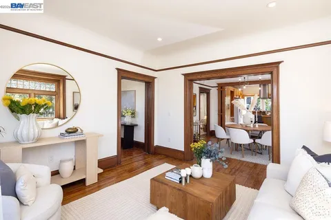 $789,000 | 2420 9th Avenue, Oakland, CA 94606